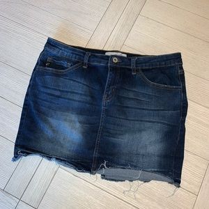KanCan Jean skirt size 29 dark denim